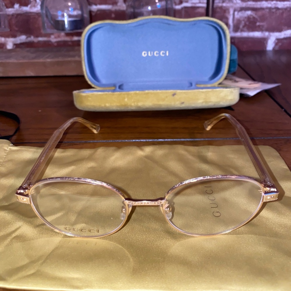 Gucci glasses